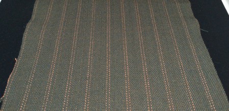 dark olive green - orange striped / verde oscuro oliva - naranja a rayas /  sötét olivazöld - narancssárga csíkos